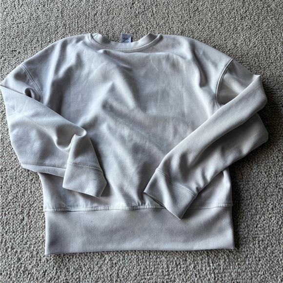 For The Republic Knotted Cream Sweatshirt - Picture 5 of 7